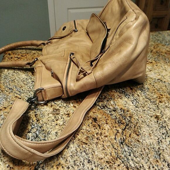 Day and Mood Handbag-Large Brown Beige Satchel with shoulder strap - Picture 6 of 16